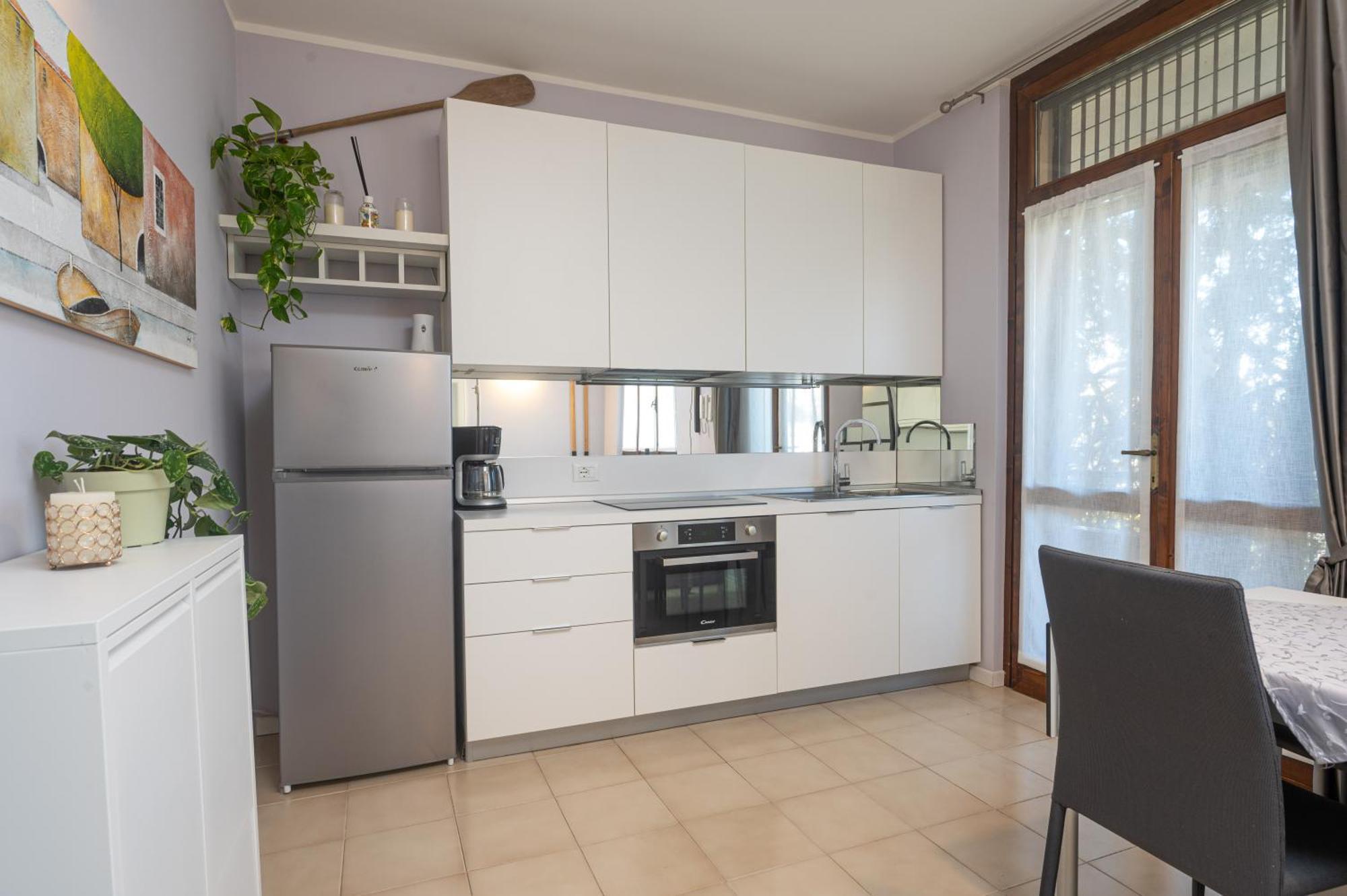 Casa Lugana 9 - Monolocale Con Piscina Fronte Lago Сірміоне Екстер'єр фото
